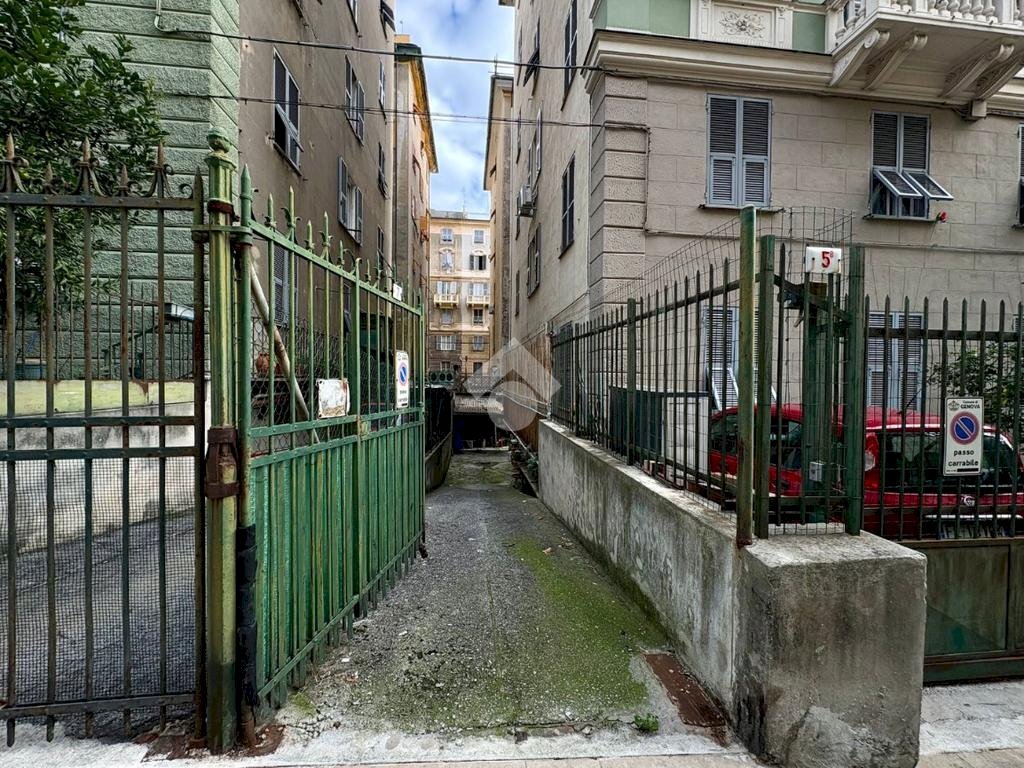 Box Via Dufour, Genova (zona Cornigliano) - foto 3