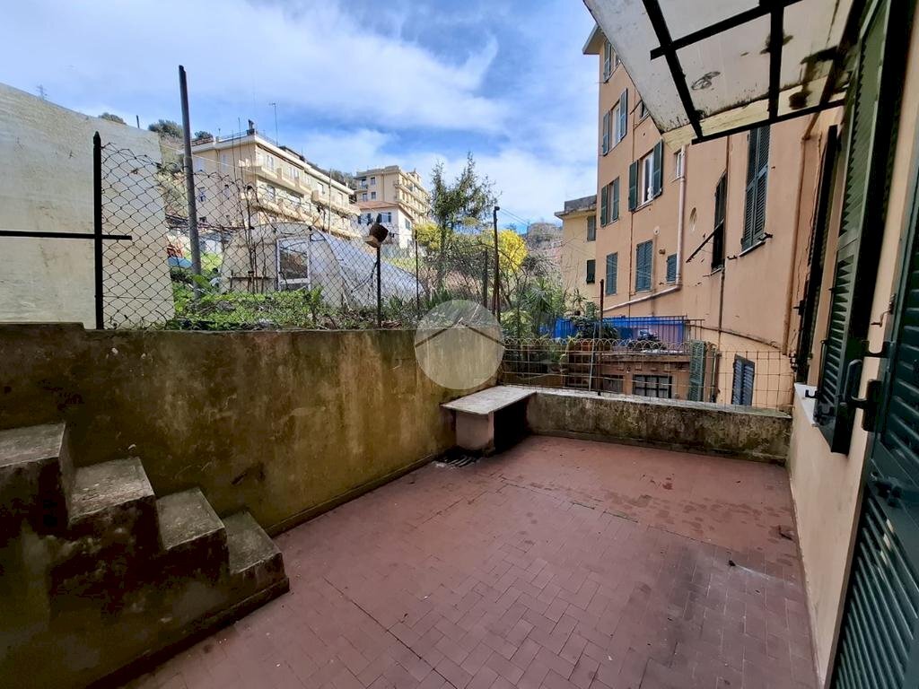 Four-room apartment Via Sergio Piombelli, Genova (neighborhood Certosa) - photo 2