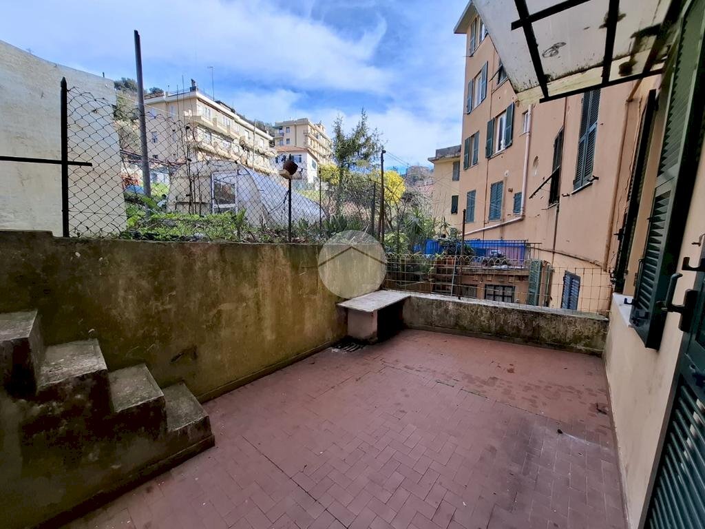 Four-room apartment Via Sergio Piombelli, Genova (neighborhood Certosa) - photo 3