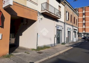 Negozio Via Argine Ducale Via Argine Ducale, Ferrara - foto 2