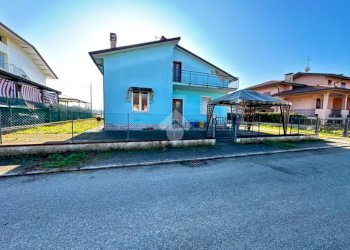 Casa indipendente Viale XXV Aprile, San Mauro Pascoli - foto 1