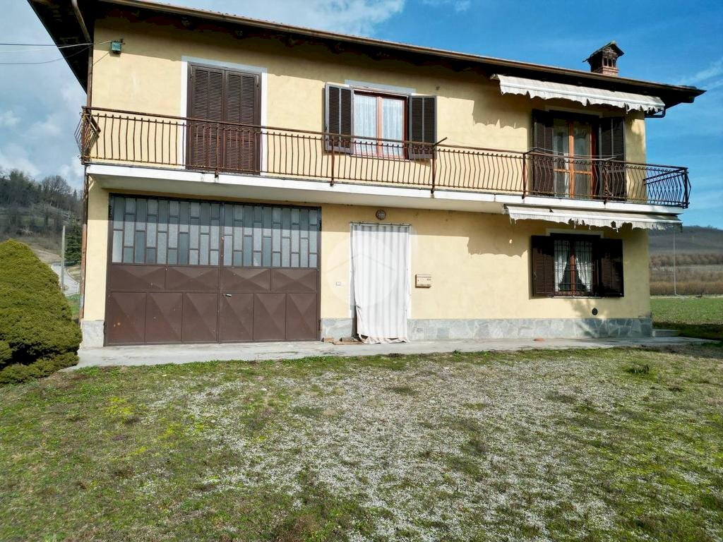 Independent house Localita Piano, Novello - photo 2