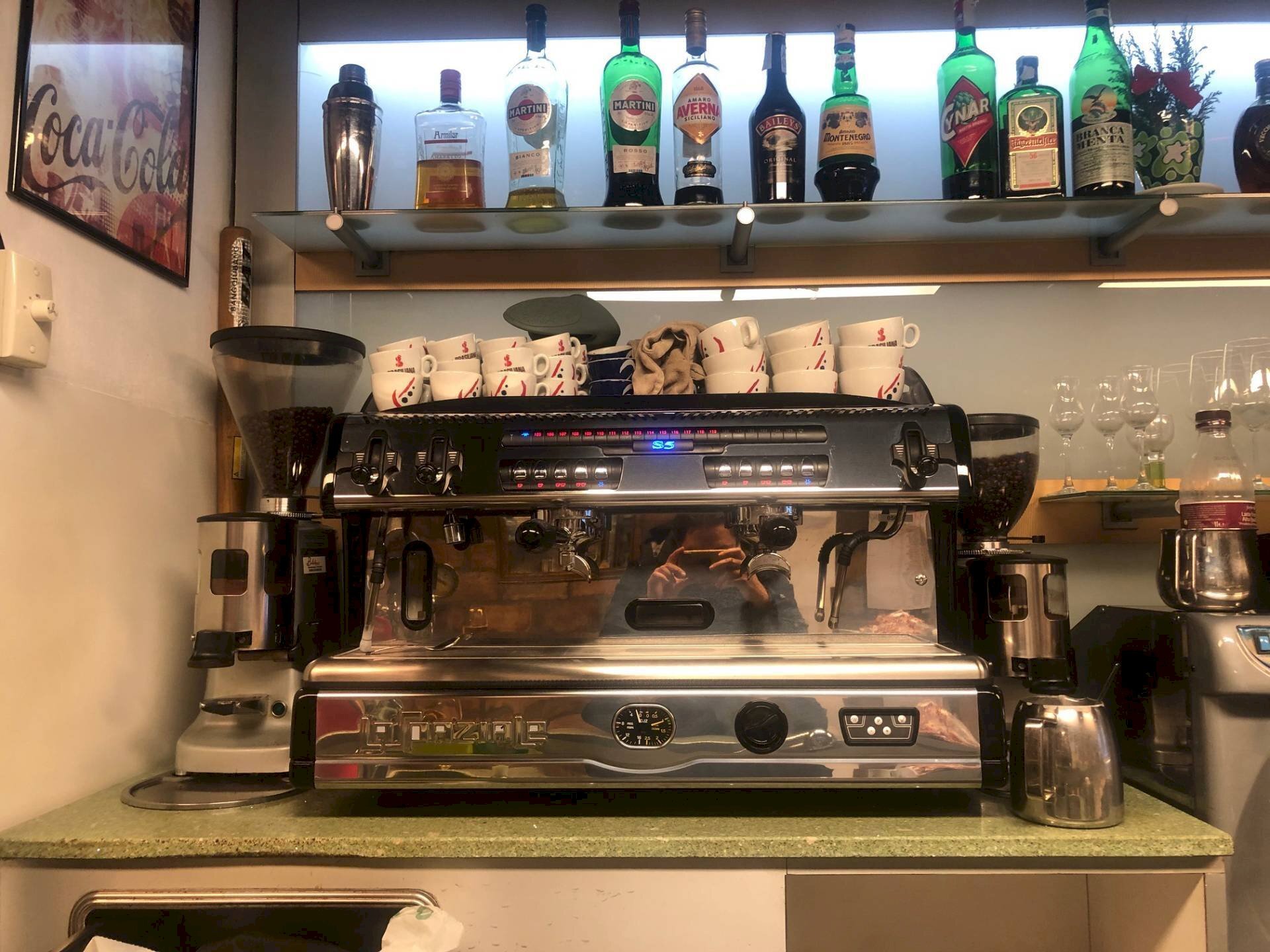 Foto 1 - Bar Tavola Calda - Fredda Via Porta Romana
 
52, Ferrara - foto 1