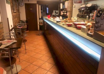 Foto 2 - Bar Tavola Calda - Fredda Via Porta Romana
 
52, Ferrara - foto 2