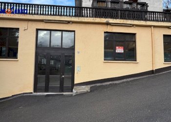 Foto 1 - Capannone Frazione Ferrière
 
57, Aymavilles - foto 1