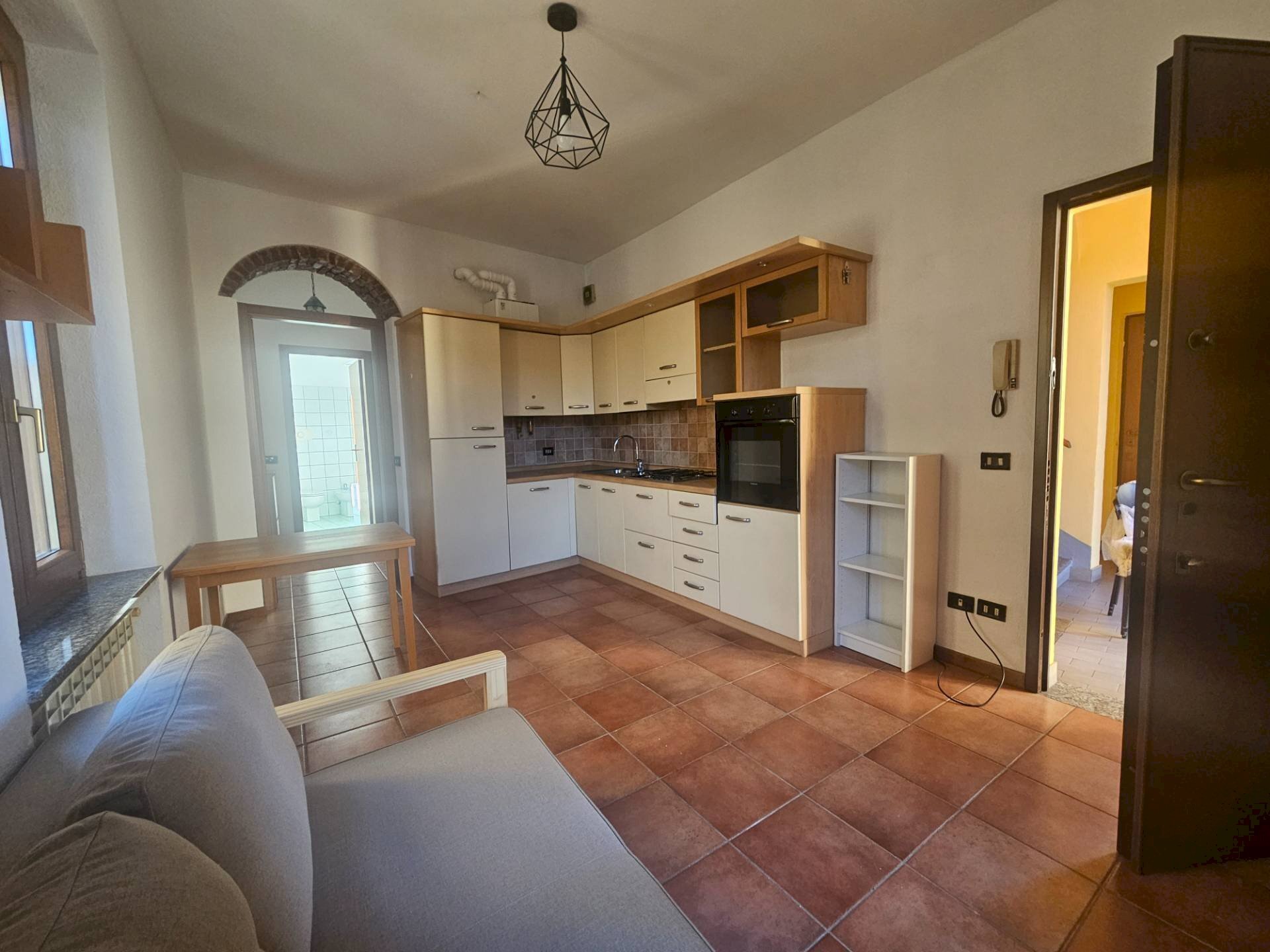 Foto 2 - Two-room apartment Via Giacomo Matteotti, Malnate - photo 2