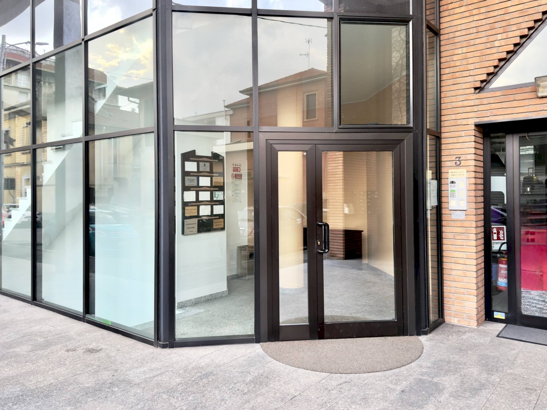 Foto 3 - Office Viale Carlo Porta, Gallarate - photo 3