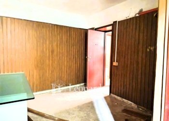 Foto 3 - Locale Commerciale Via Vittorio Veneto, Massarosa - foto 2