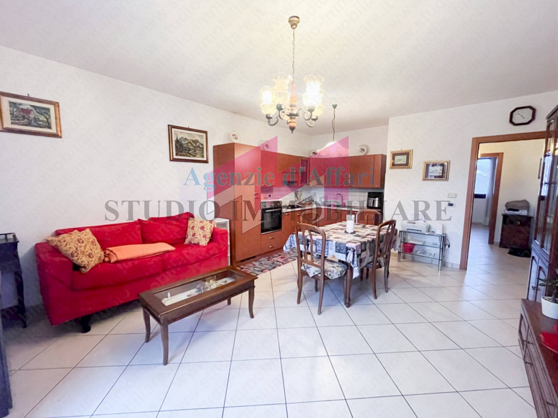 Foto 2 - Three-room apartment Via Mercanta
 
10, Castelmassa - photo 2