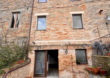 Foto 1 - Casa indipendente piazza della Vittoria, Monte Vidon Corrado - foto 1