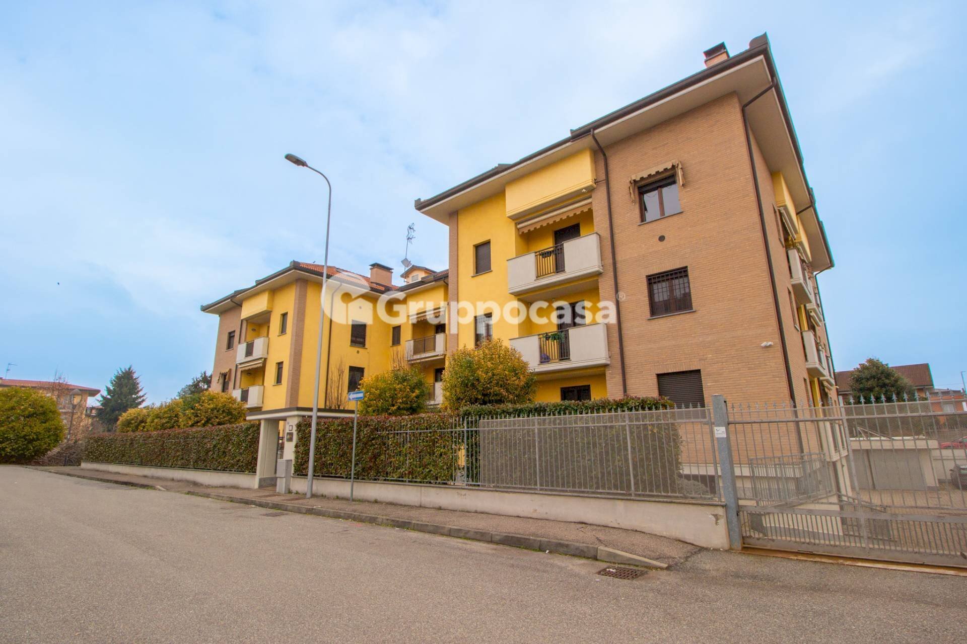 Foto 1 - Trilocale Via A. Gramsci
 
90/92, Magenta - foto 1