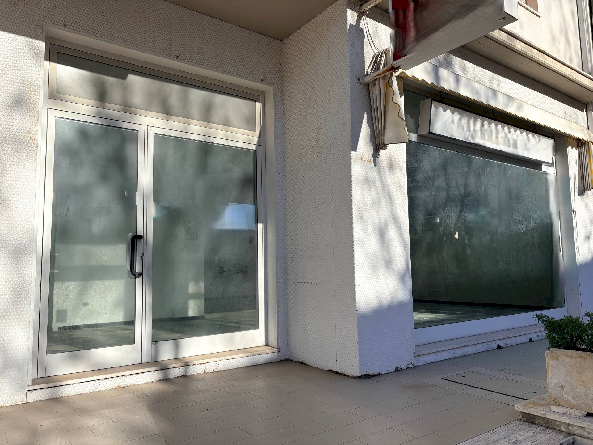 Foto 2 - Locale Commerciale via dei Platani, Montemarciano - foto 2