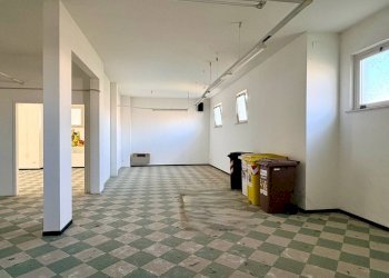 Foto 5 - Locale Commerciale via dei Platani, Montemarciano - foto 5