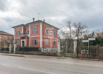 Foto 25 - Villa Via Mazzini
 
2 - 4, Urbania - foto 25