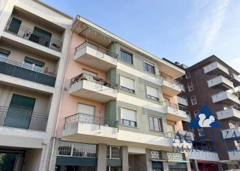 Foto 1 - Trilocale Piazza San Gregorio
 
15, Olgiate Olona - foto 1