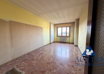 Foto 2 - Trilocale Piazza San Gregorio
 
15, Olgiate Olona - foto 2