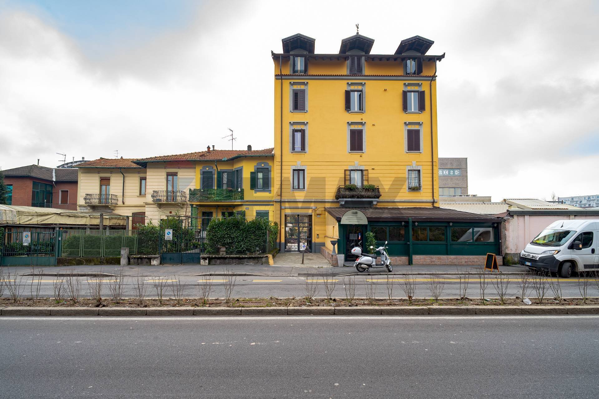 Edificio all\'aperto - Bilocale Via Gallarate
 
351, Milano - foto 1