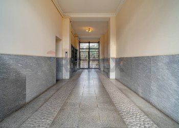 Ricezione / Lobby - Bilocale Via Gallarate
 
351, Milano - foto 2