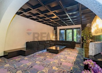 Ricezione / Lobby - Villa ALPI
 
4, Merate - foto 8