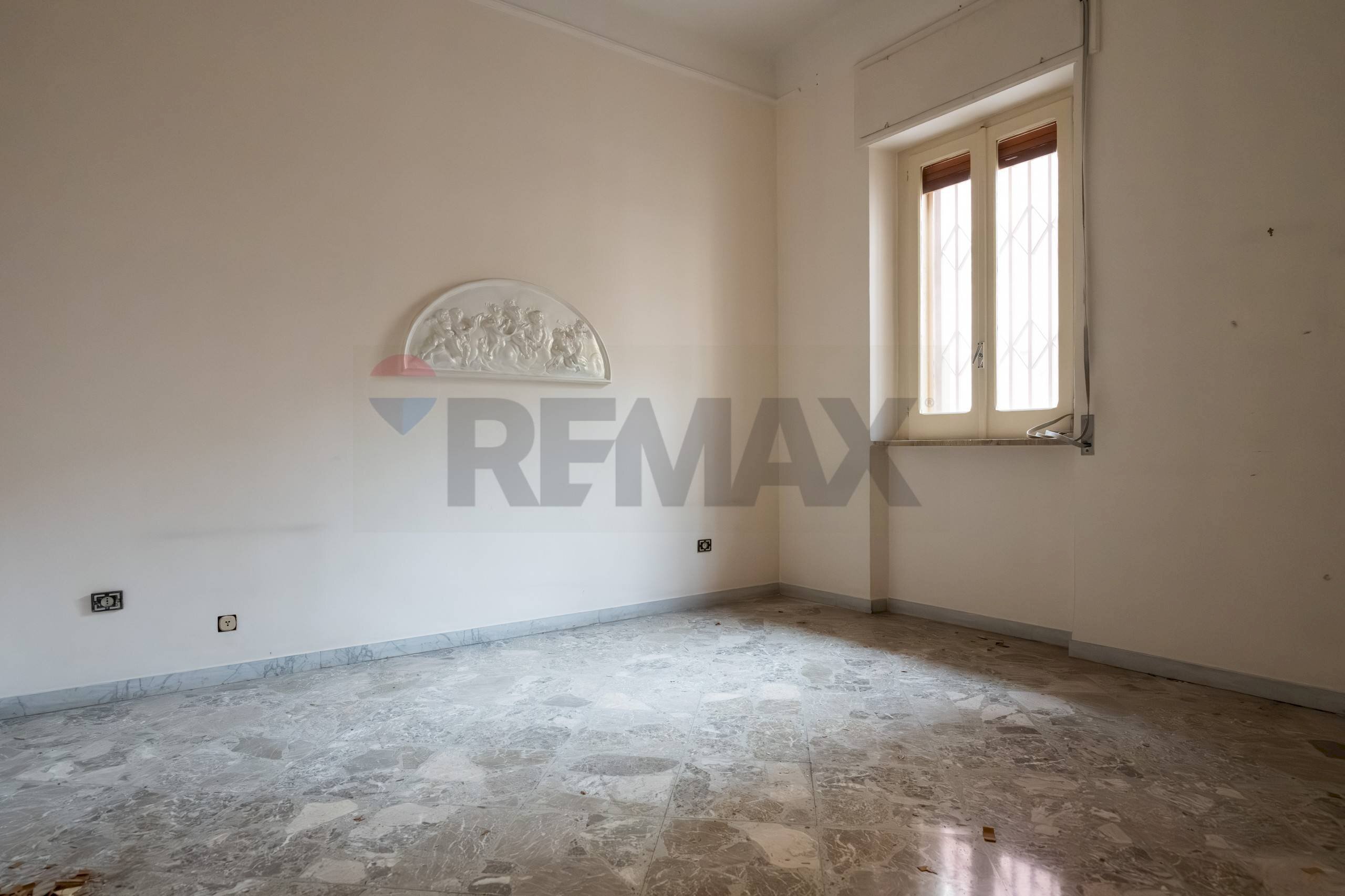 Stanza vuota - Three-room apartment Via Ugo Foscolo
175, Bari - photo 3