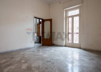 Stanza vuota - Trilocale Via Ugo Foscolo
 
175, Bari - foto 5