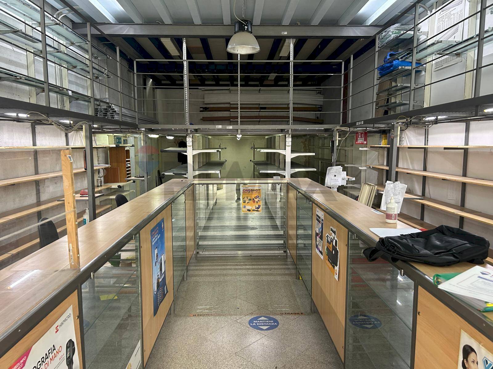 Dispensa di stoccaggio - Capannone Strada Provinciale
 
231, Bitonto - foto 3