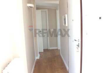 Hall / corridoio - Three-room apartment Via Luigi Pirandello
 
6, Bitetto - photo 22