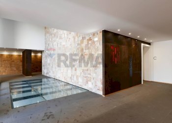 Ricezione / Lobby - Quadrilocale Via Don Luigi Guanella
 
21, Bari - foto 4