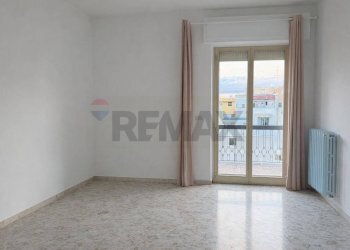 Stanza vuota - Appartamento Via Virgilio
 
79, Triggiano - foto 12