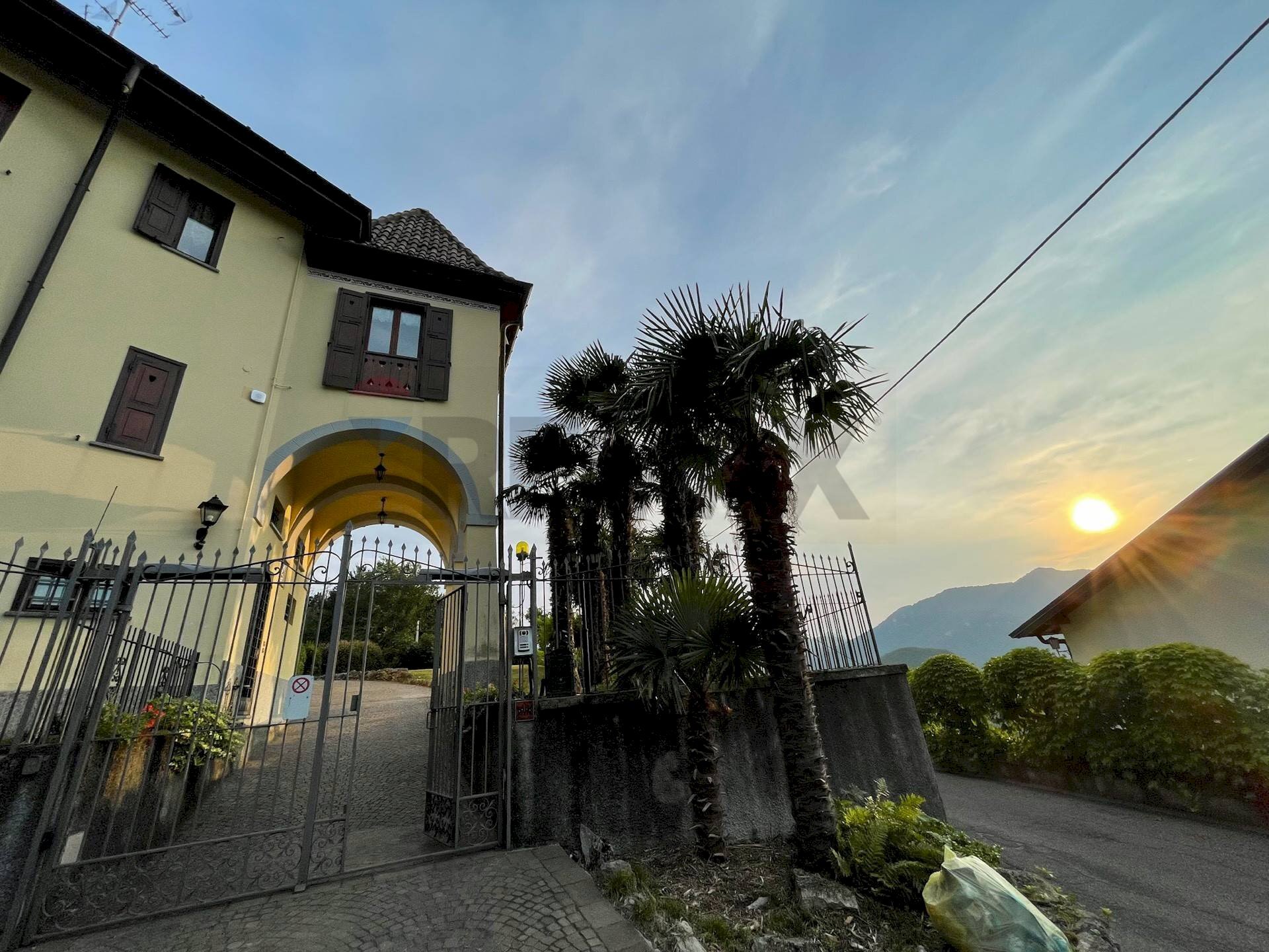 Edificio all\'aperto - Villa Via Pessina
 
7, Viggiù - photo 1