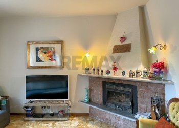 Soggiorno - Villa Via Pessina
 
7, Viggiù - foto 15