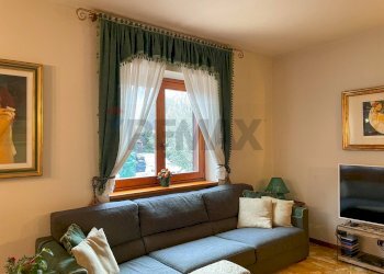 Soggiorno - Villa Via Pessina
 
7, Viggiù - foto 16