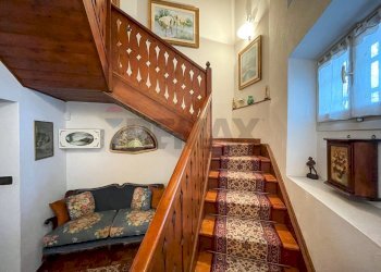 Scale - Villa Via Pessina
 
7, Viggiù - foto 23