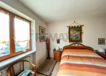 Camera / camera da letto - Villa Via Pessina
 
7, Viggiù - foto 39