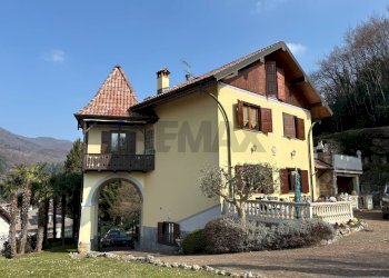 Casa all\'aperto - Villa Via Pessina
 
7, Viggiù - foto 1