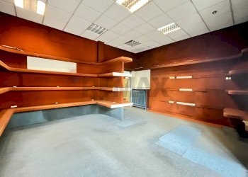 Ricezione / Lobby - Negozio Via Torino
 
69, Gallarate - foto 1