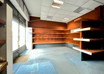 Cabina armadio - Negozio Via Torino
 
69, Gallarate - foto 2