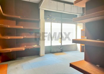 Soggiorno - Negozio Via Torino
 
69, Gallarate - foto 4