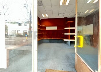 Parcheggio - Negozio Via Torino
 
69, Gallarate - foto 5