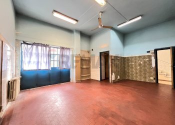 Stanza vuota - Negozio Via Torino
 
69, Gallarate - foto 7