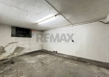 Stanza vuota - Negozio Via Torino
 
69, Gallarate - foto 16