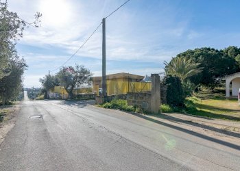 Edificio all\'aperto - Casa indipendente via Canonica
 
snc, Mazzarrone - foto 17