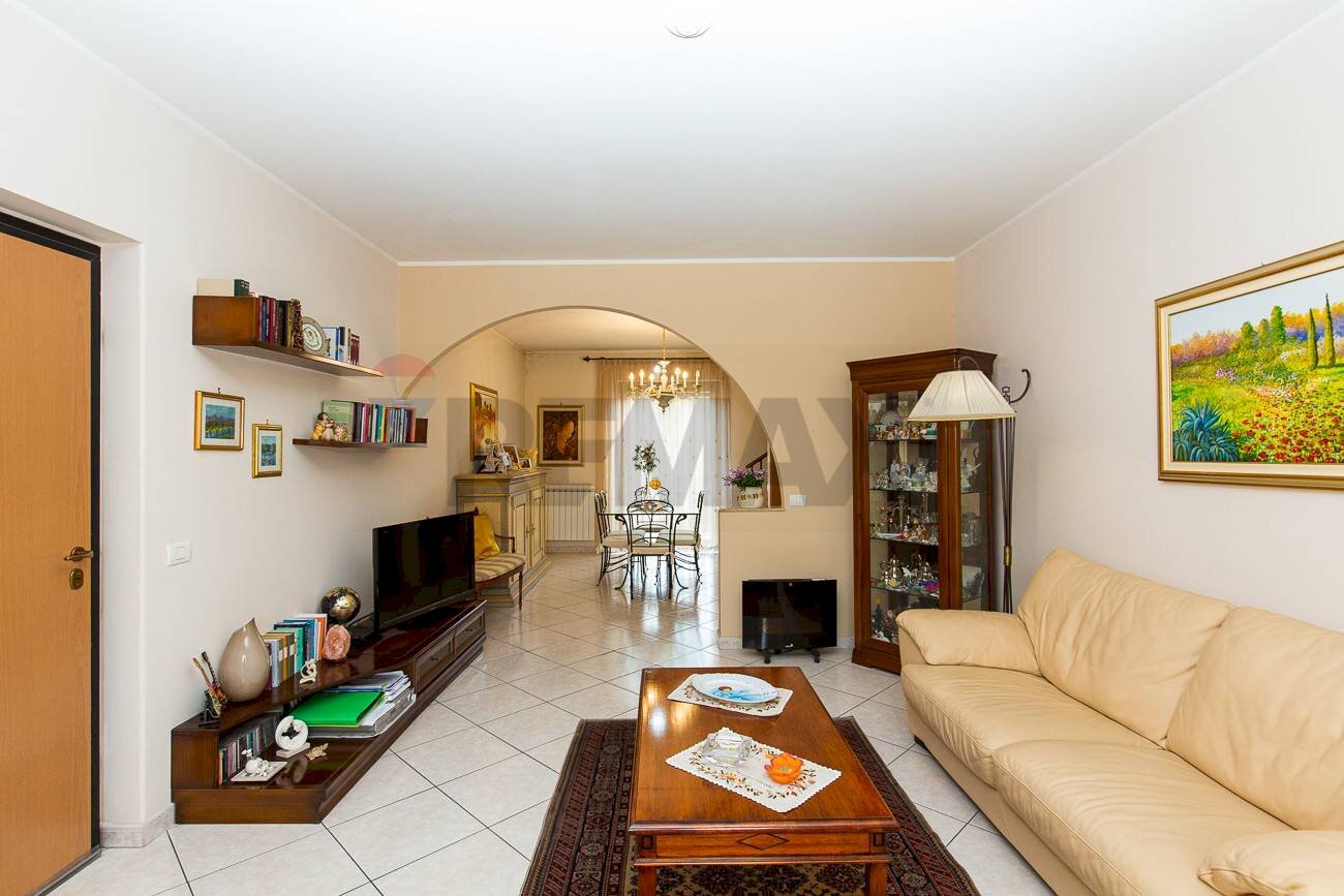 Soggiorno - Appartamento Via Nicolosi
 
49, Belpasso - foto 2