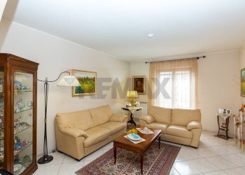 Soggiorno - Appartamento Via Nicolosi
 
49, Belpasso - foto 19