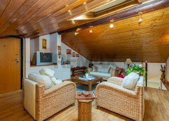 Soggiorno - Appartamento Via Nicolosi
 
49, Belpasso - foto 37