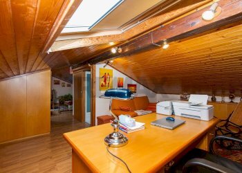 Ufficio - Appartamento Via Nicolosi
 
49, Belpasso - foto 46