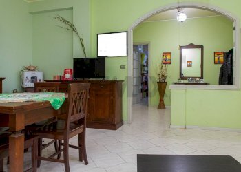 Sala da pranzo - Appartamento Via Francesco Petrarca
 
10, Mascalucia - foto 8
