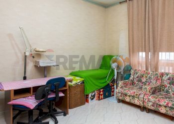 Camera / camera da letto - Appartamento Via Francesco Petrarca
 
10, Mascalucia - foto 9