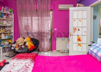 Camera / camera da letto - Appartamento Via Francesco Petrarca
 
10, Mascalucia - foto 17