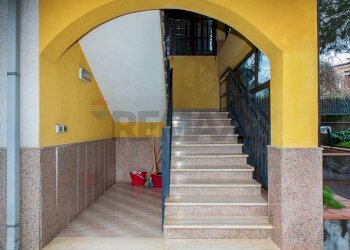 Scale - Appartamento Via Francesco Petrarca
 
10, Mascalucia - foto 30